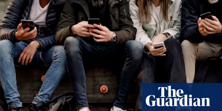 No ‘snowflakes’: mental health review says today’s youth have it harder and harms are real | Young people
